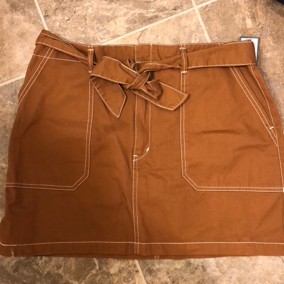 ••Wild Fable• mini skirt• - Picture 4 of 4